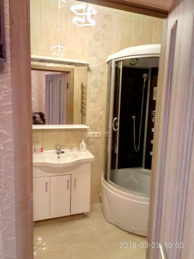 Аркадия Гагарин Плаза Red Apartment Odessa Luaran gambar